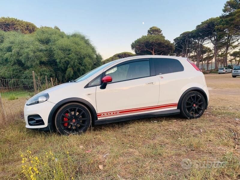 Usata Abarth Grande Punto 155 CV (114 kW) 2008 Utilitaria