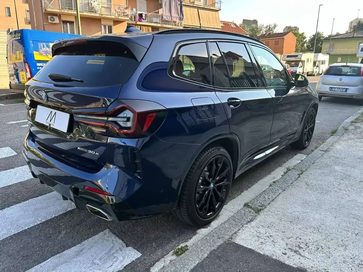 Usata BMW X3 M Sport 184 CV (135 kW) 2023 Tanzanite blue metallic SUV