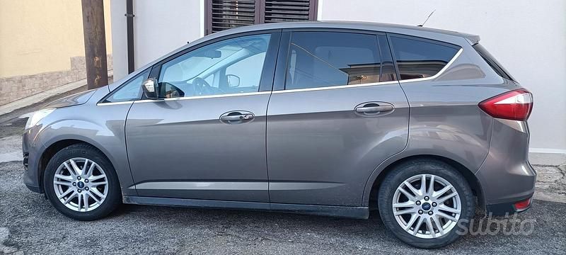 Usata Ford C-MAX 105 CV (77 kW) 2014 Marrone Monovolume