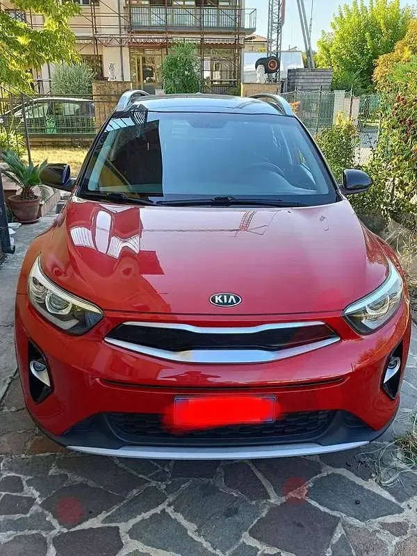 Usata Kia Stonic Urban 100 CV (73 kW) 2020 Rosso SUV