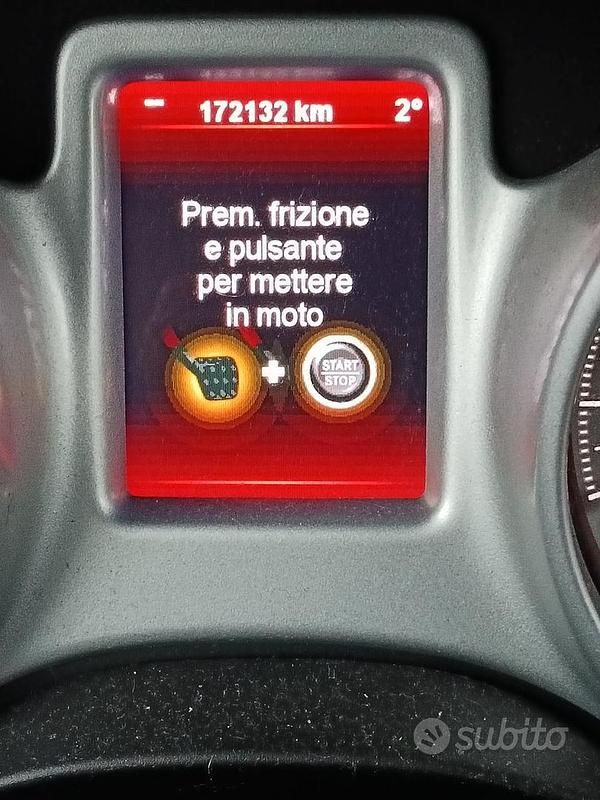 Usata Fiat Freemont 170 CV (125 kW) 2011 Bianco SUV