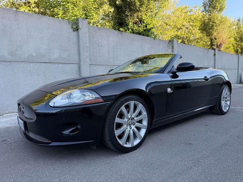 Usata Jaguar XK 256 CV (188 kW) 2008 Nero Cabrio
