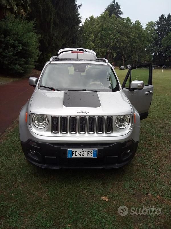 Usata Jeep Renegade 120 CV (88 kW) 2016 Grigio SUV