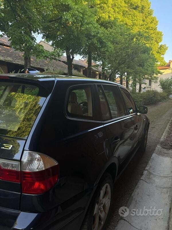 Usata BMW X3 177 CV (130 kW) 2008 Blu SUV