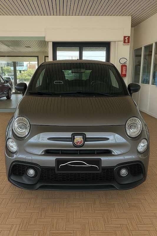 Usata 2023 Abarth 595 Competizione Due volumi | 19.900 € (Ottimo prezzo) - Immagine 1/4