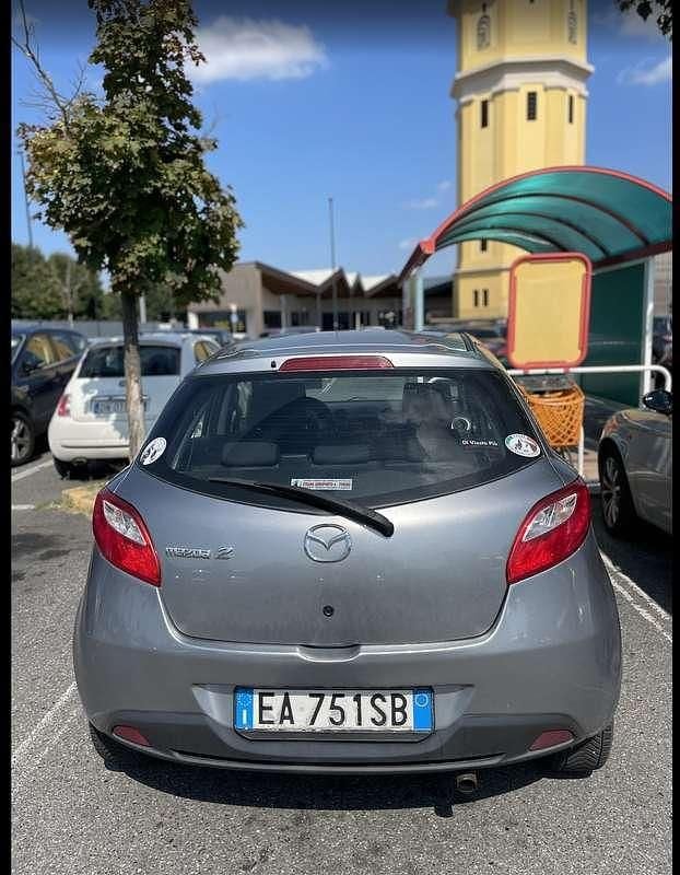 Usata Mazda 2 75 CV (55 kW) 2010 Utilitaria