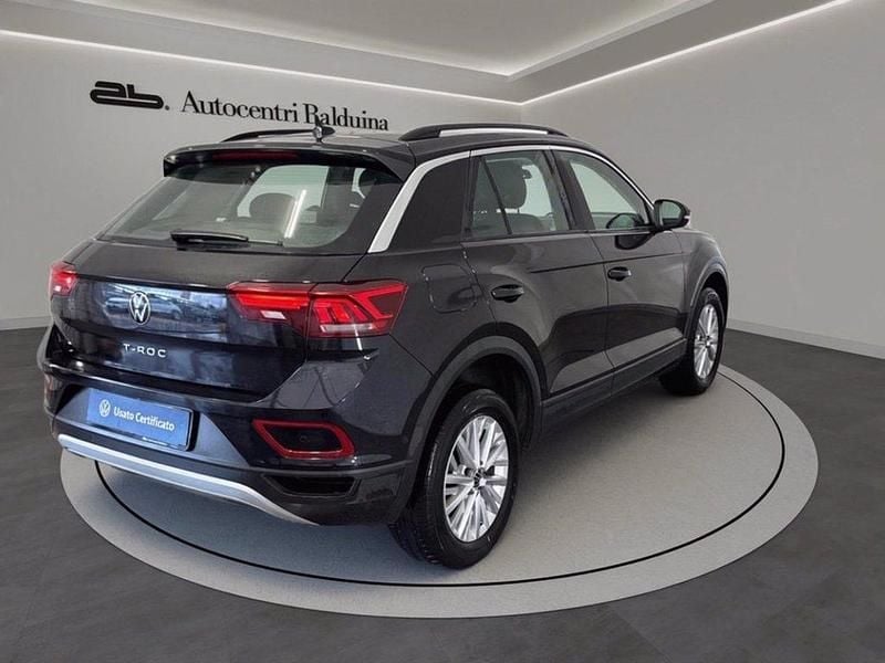 Usata VW T-Roc Life 110 CV (80 kW) 2022 Nero SUV