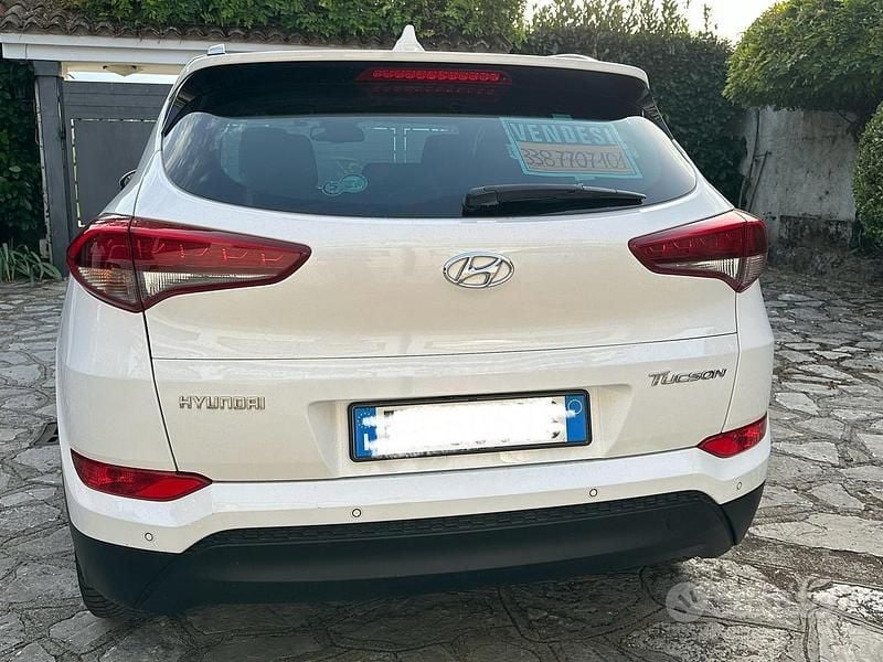Usata Hyundai Tucson Turbo 116 CV (85 kW) 2015 Bianco SUV