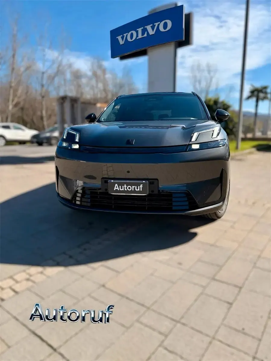 Usata Lynk & Co 08 137 CV (100 kW) 2026 Grigio SUV