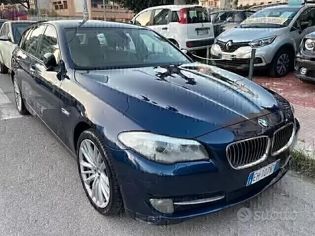 Usata BMW 525 203 CV (149 kW) 2011 Blu Station wagon