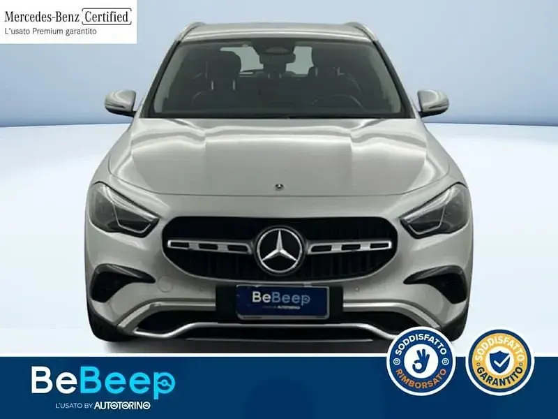 Usata Mercedes GLA200 Advanced 150 CV (110 kW) 2023 Argento metallizzato SUV