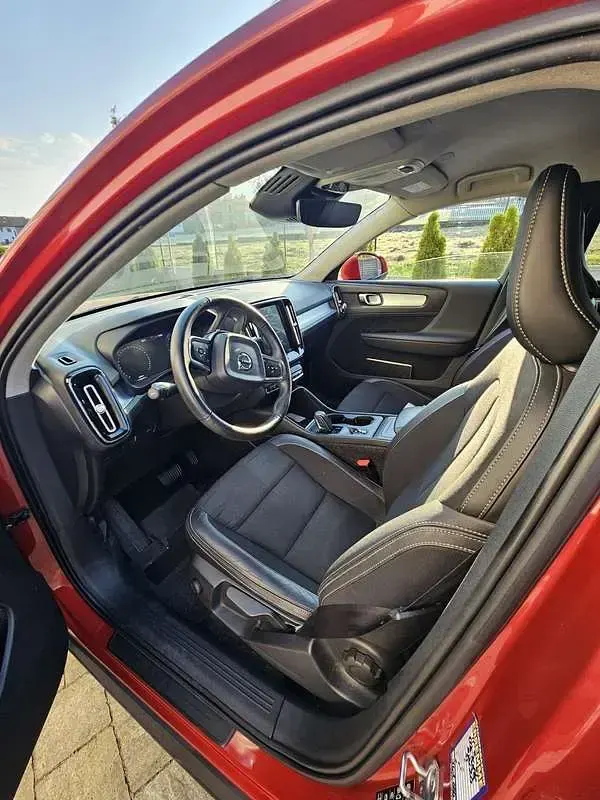 Usata Volvo XC40 Momentum 150 CV (110 kW) 2018 SUV