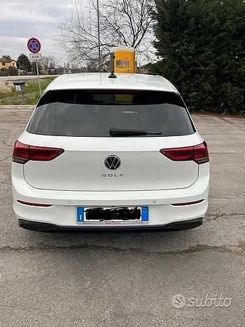 Usata VW Golf VIII 150 CV (110 kW) 2023 Bianco Berlina