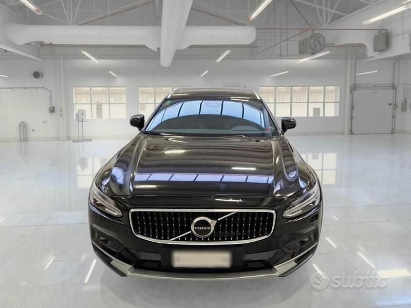 Usata Volvo V90 CC Business Edition 250 CV (183 kW) 2021 Nero Station wagon