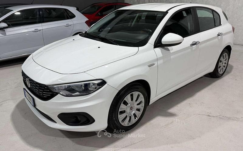 Usata Fiat Tipo 95 CV (69 kW) 2017 Other Berlina