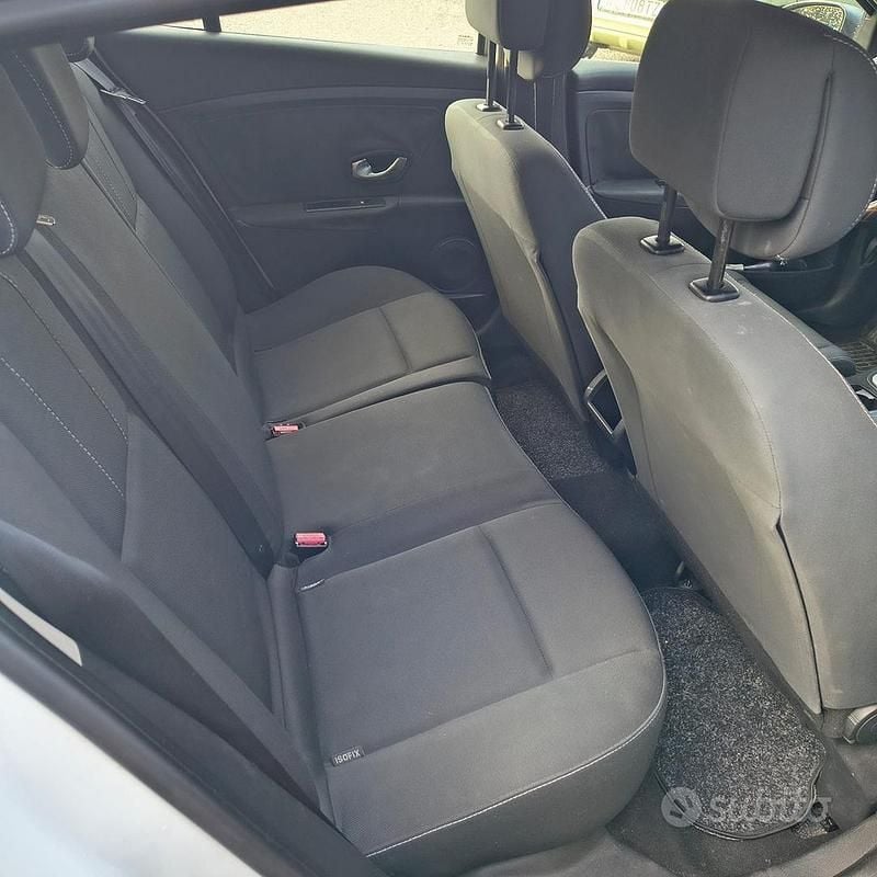 Usata Renault Mégane 110 CV (80 kW) 2010 Bianco Berlina