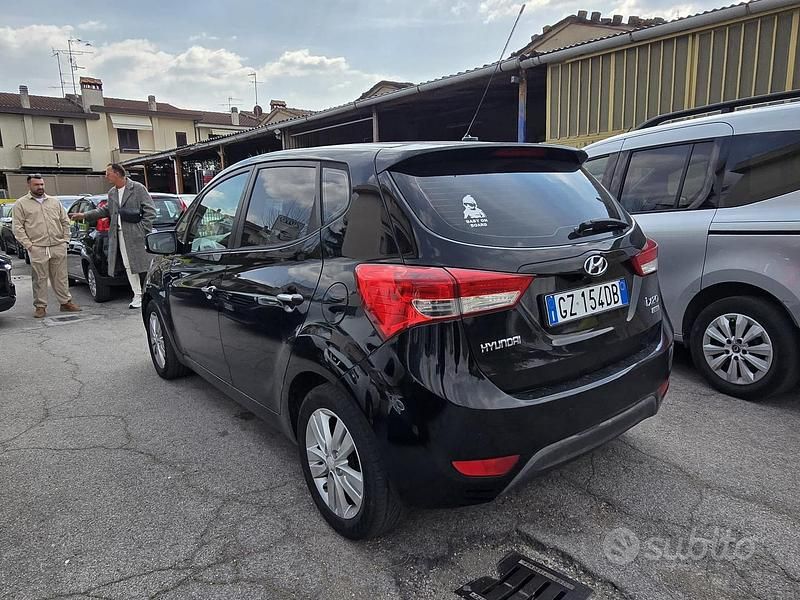 Usata Hyundai ix20 90 CV (66 kW) 2015 Nero Utilitaria