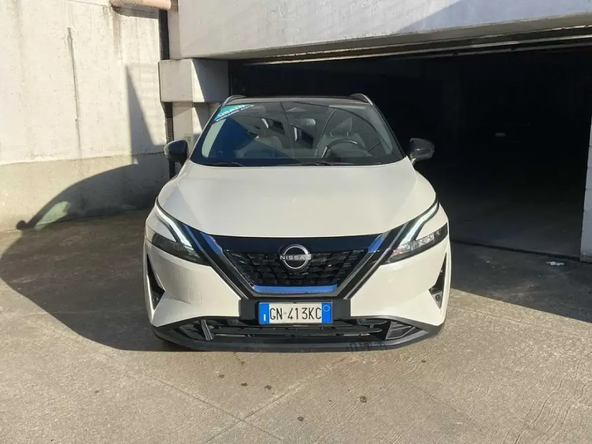 Usata Nissan Qashqai N-Connecta 158 CV (116 kW) 2023 Bianco SUV