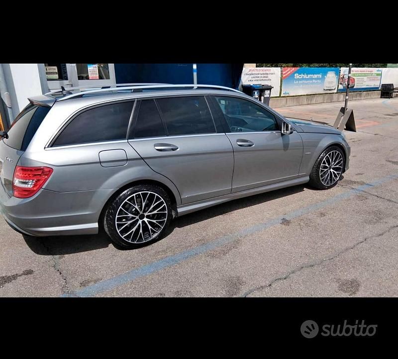 Usata Mercedes C250 204 CV (150 kW) 2012 Grigio Station wagon