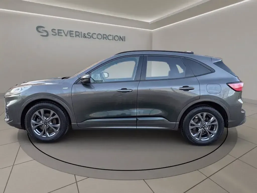 Usata Ford Kuga ST-Line X 190 CV (139 kW) 2022 Grigio SUV