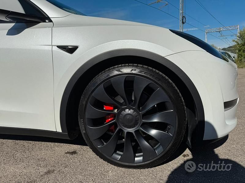 Usata Tesla Model Y Performance 392 kW (534 CV) 2023 SUV