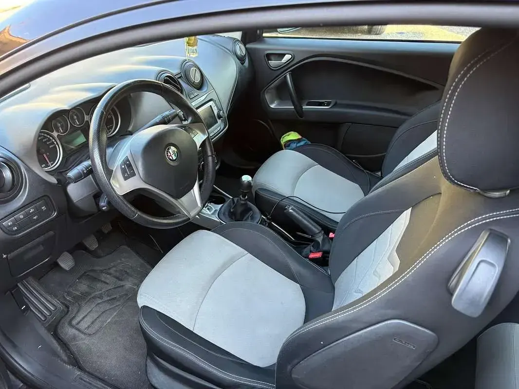 Usata Alfa Romeo MiTo Distinctive 95 CV (69 kW) 2015 Utilitaria