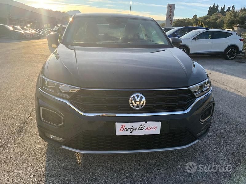 Usata VW T-Roc Advance 116 CV (85 kW) 2019 Grigio SUV