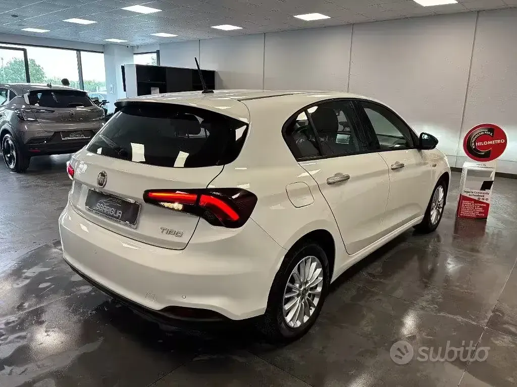 Usata Fiat Tipo Sport 131 CV (96 kW) 2021 Bianco Berlina