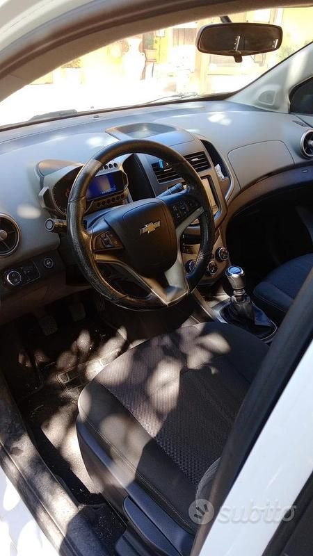 Usata 2013 Chevrolet Aveo LS Tre volumi | 6500 € (Molto cara) - Immagine 1/4