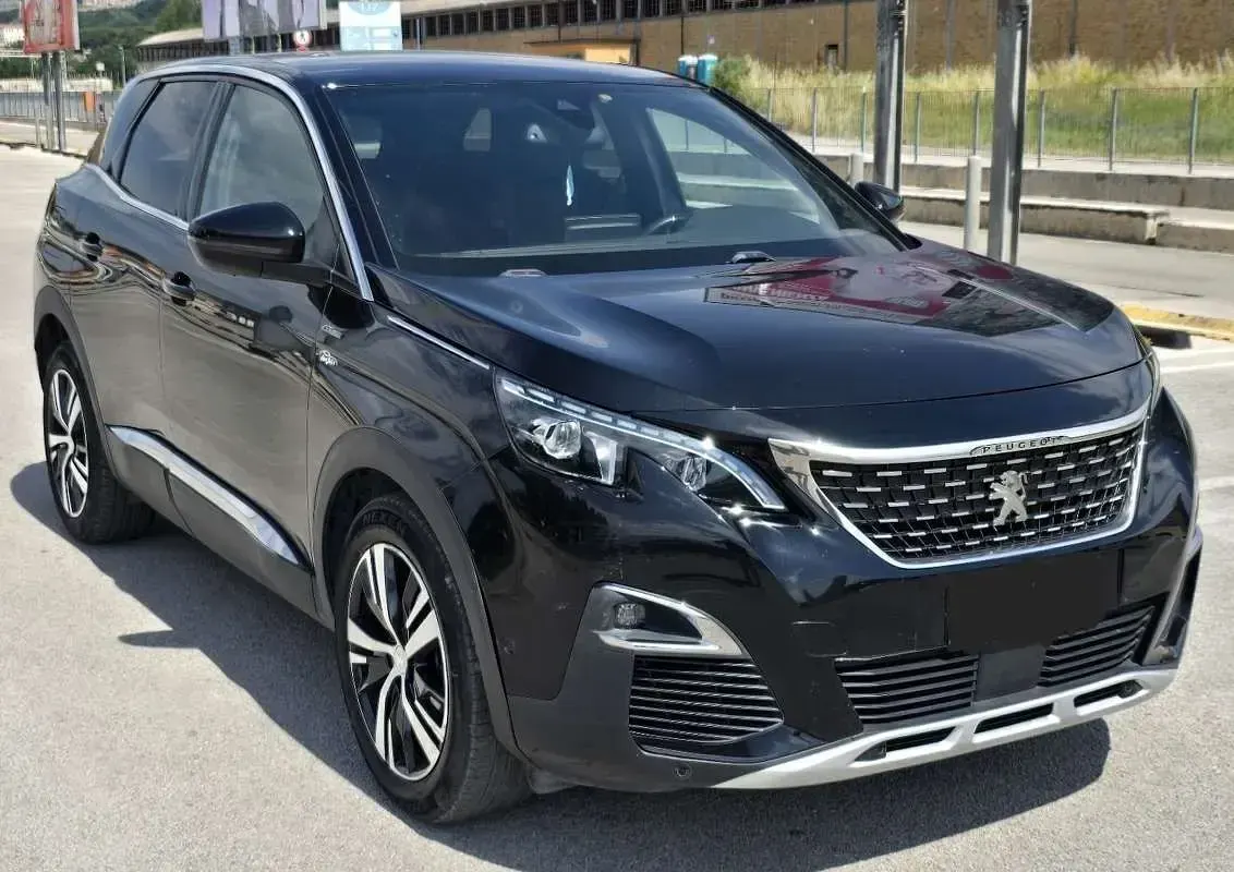 Usata Peugeot 3008 GT-line 120 CV (88 kW) 2018 SUV
