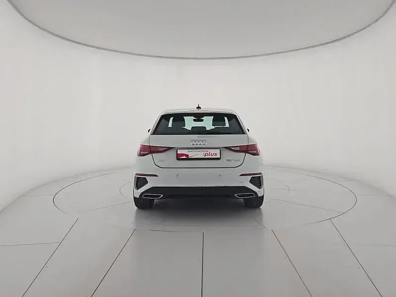 Usata Audi A3 Sportback S-Line 150 CV (110 kW) 2022 Utilitaria