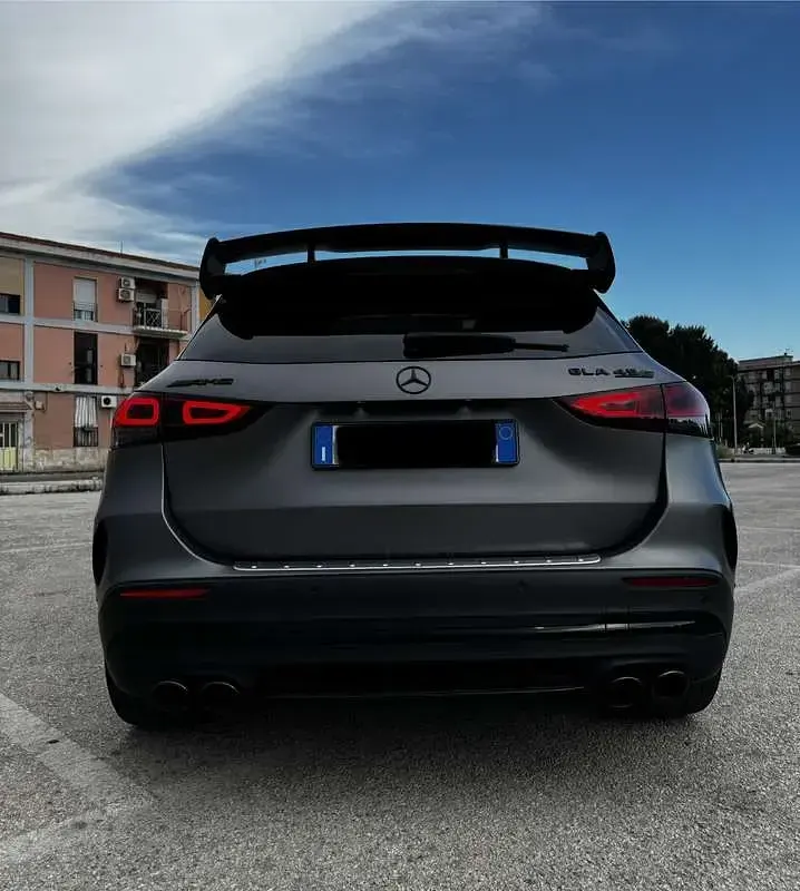 Usata Mercedes GLA45 AMG AMG 421 CV (309 kW) 2022 Grigio SUV