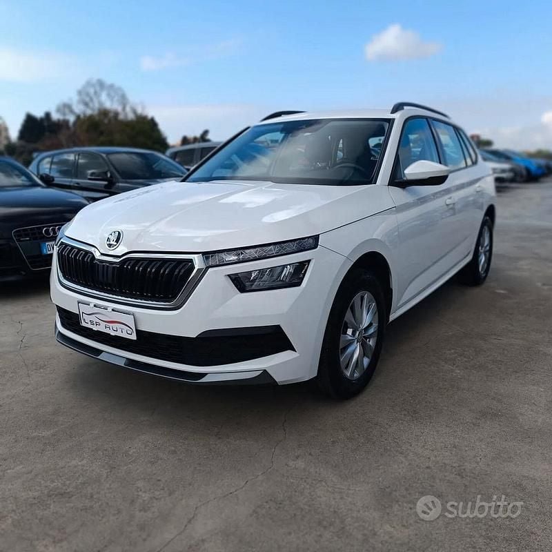 Bianco Usata 2022 Skoda Kamiq Ambition SUV | 15.990 € (Buon prezzo) - Immagine 1/4