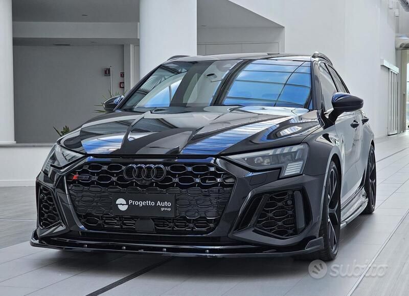 Usata 2022 Audi RS3 Design Tre volumi | 50.000 € (Super prezzo) - Immagine 1/4