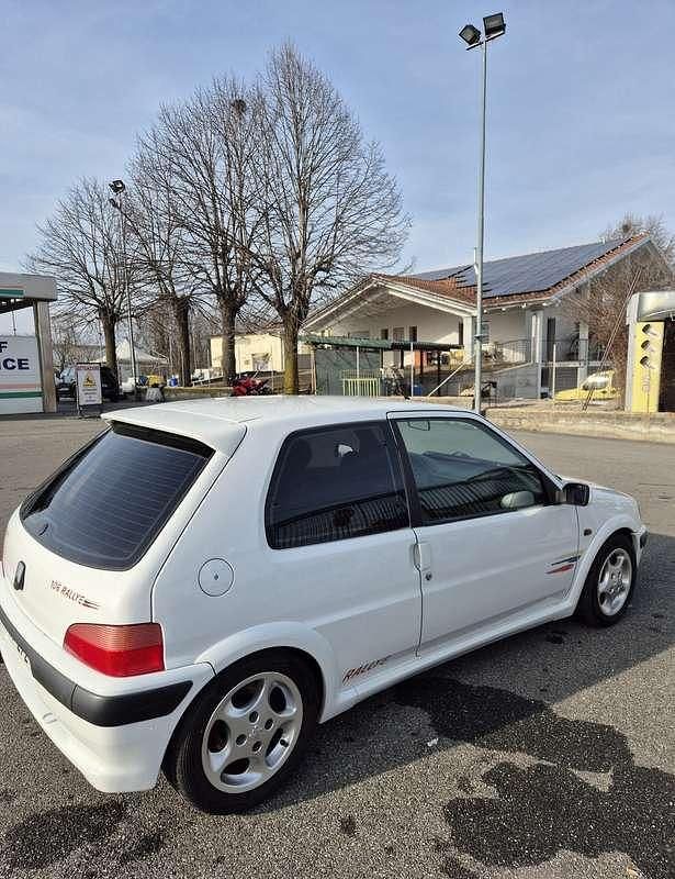Usata Peugeot 106 118 CV (86 kW) 1998 Bianco Utilitaria