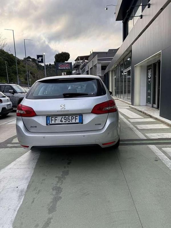 Usata Peugeot 308 Active 120 CV (88 kW) 2016 Grigio Station wagon