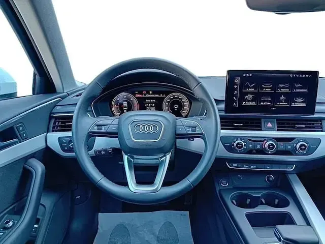 Usata Audi A4 Business 163 CV (119 kW) 2024 Bianco Berlina