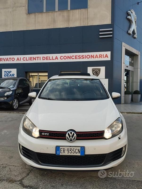 Usata VW Golf VI GTI 211 CV (155 kW) 2009 Bianco Utilitaria