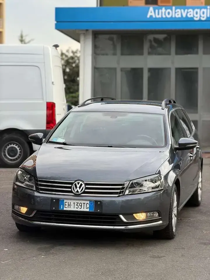 Usata VW Passat Comfortline 140 CV (102 kW) 2011 Other Station wagon
