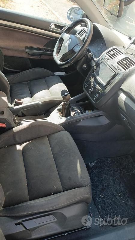 Usata VW Jetta 2005 Grigio Berlina