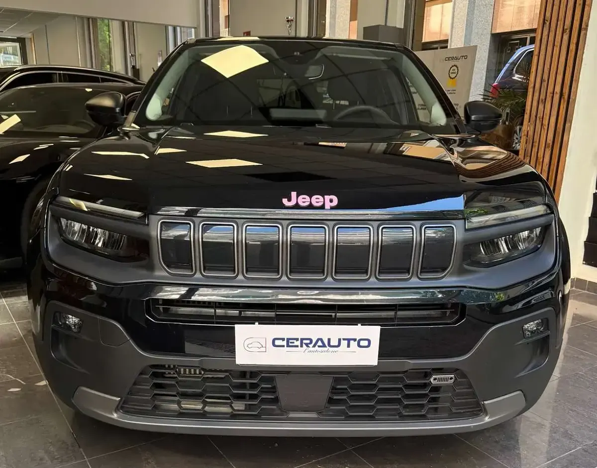 Usata Jeep Avenger Altitude 101 CV (74 kW) 2023 Nero vulcano SUV