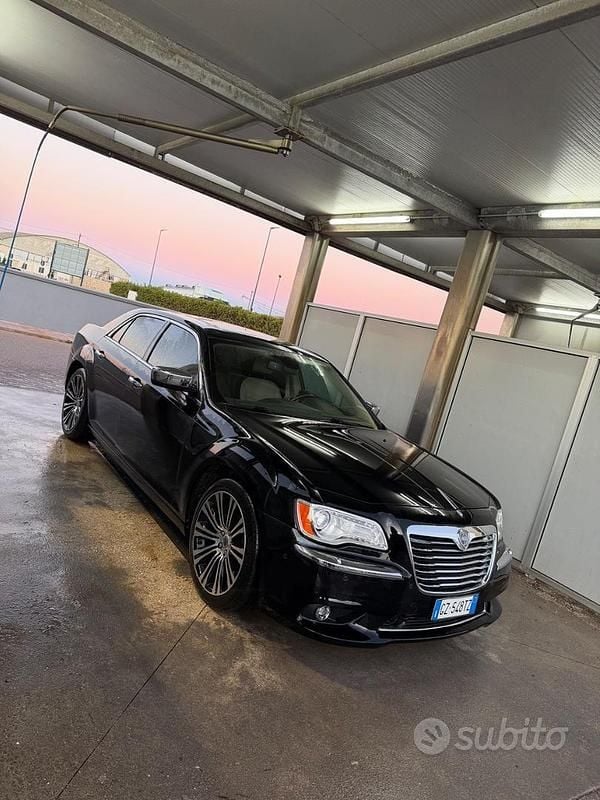 Usata Lancia Thema 239 CV (175 kW) 2012 Nero Berlina
