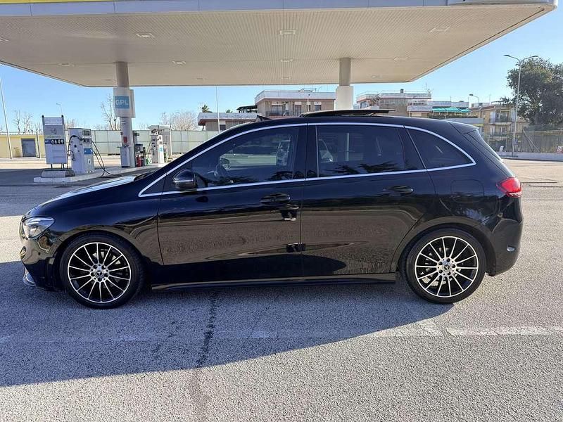 Usata Mercedes B200 Premium 150 CV (110 kW) 2019 Monovolume