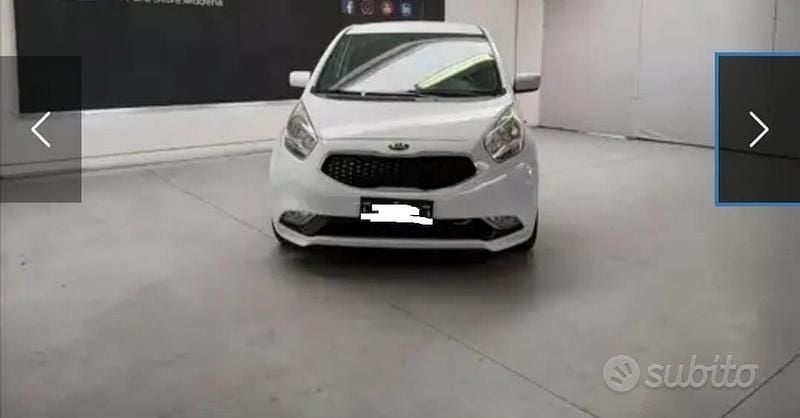 Usata Kia Venga Active 90 CV (66 kW) 2016 Bianco Utilitaria