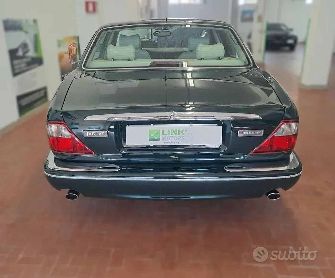 Usata Jaguar XJ Executive 237 CV (174 kW) 1998 Verde Berlina