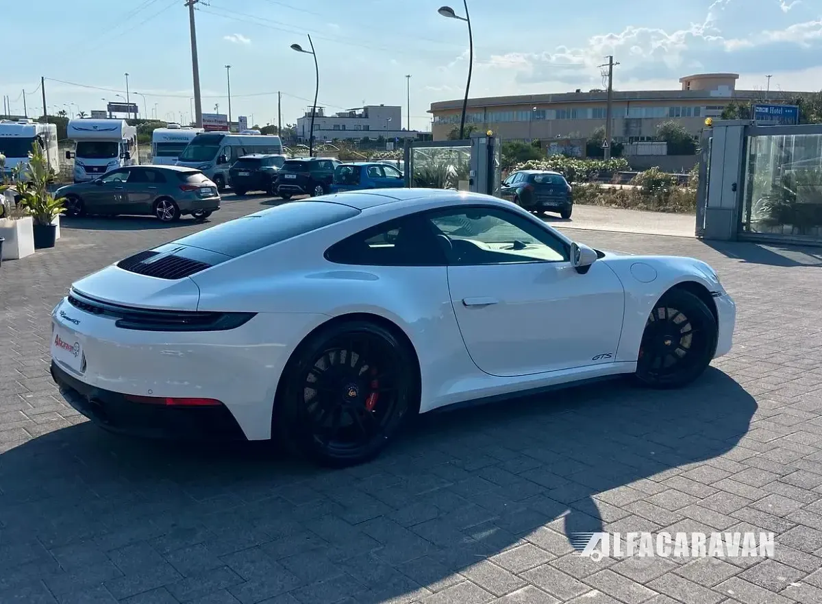 Usata Porsche 911 Carrera GTS 480 CV (353 kW) 2022 Bianco Coupé