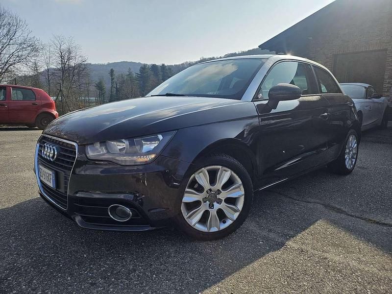 Usata Audi A1 Ambiente 86 CV (63 kW) 2010 Nero Utilitaria