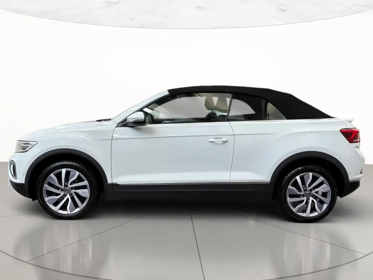Usata VW T-Roc Style 110 CV (80 kW) 2022 Pure white nero SUV