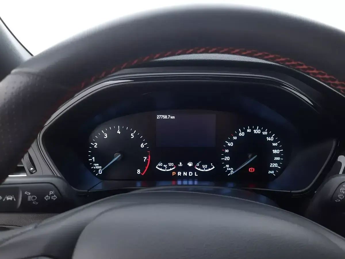 Usata Ford Focus ST-Line 155 CV (114 kW) 2025 Argentoargento Berlina