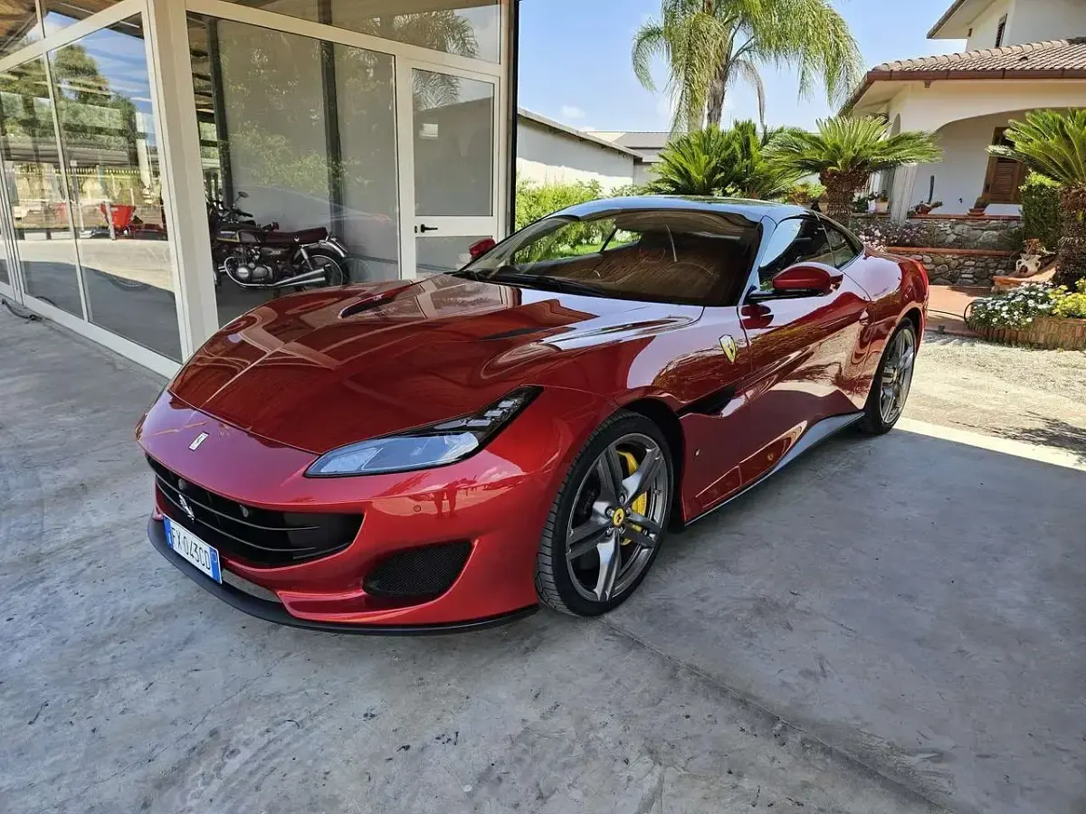 Usata Ferrari Portofino 600 CV (441 kW) 2019 Cabrio